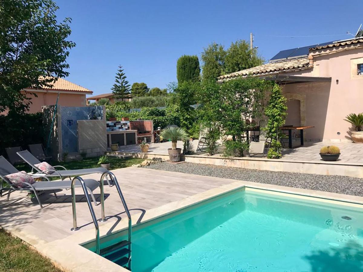 Il Baglio Del Picchio - Noto Apartment San Corrado di Fuori Luaran gambar