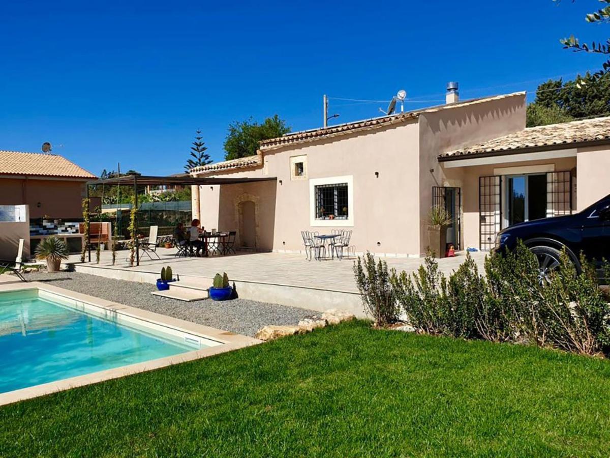 Il Baglio Del Picchio - Noto Apartment San Corrado di Fuori Luaran gambar